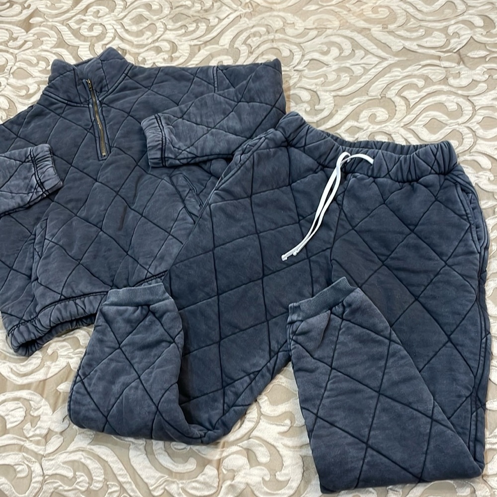 Forever 21      2 pieces set